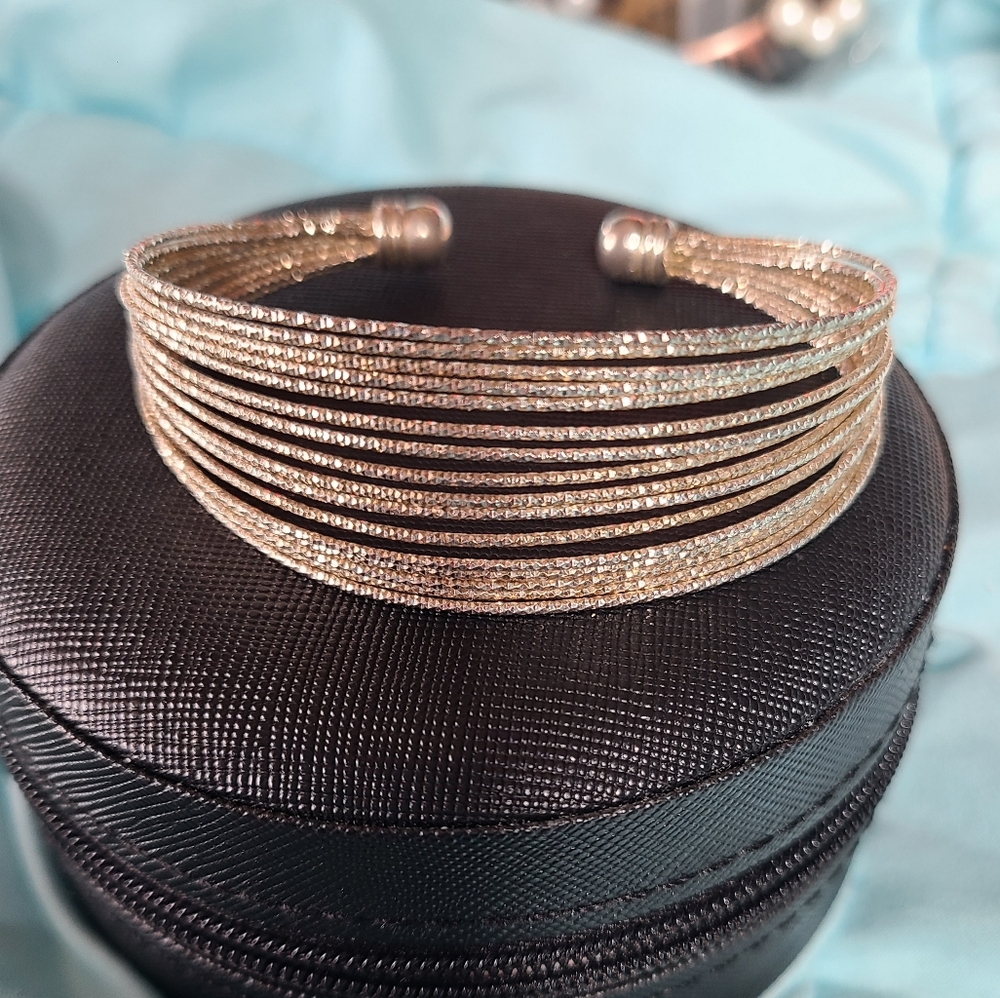 Solid Sterling Silver Diamond Cut Bangle Cuff Bra… - image 6